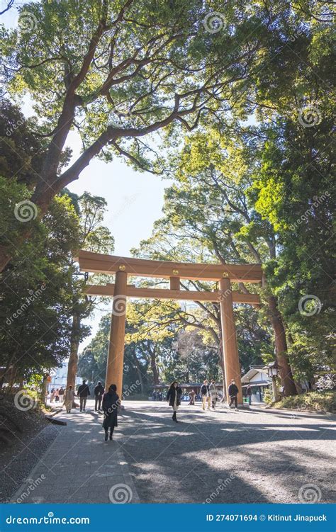 Meiji Jingu Shrine Torii Gate Editorial Stock Image - Image of path ...