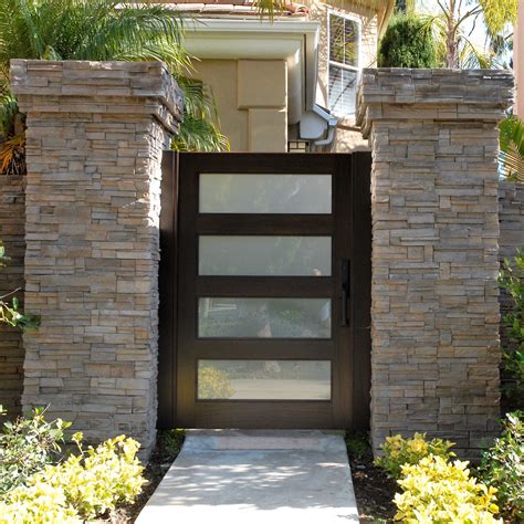 Premium Wood Gates - Garden Passages