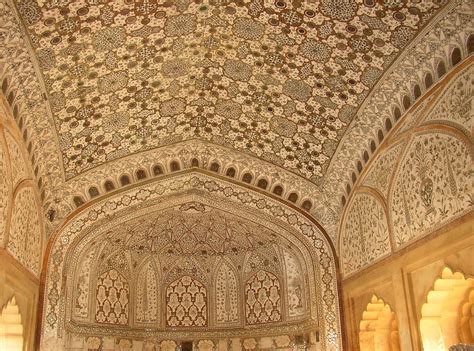 How we were bowled over by the Romance of the Sheesh Mahal in Jaipur