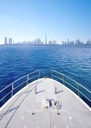 Dubai Yacht Pictures | Download Free Images on Unsplash