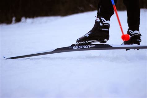 Free Images : snow, white, blue, black, glasses, skier, ski binding ...