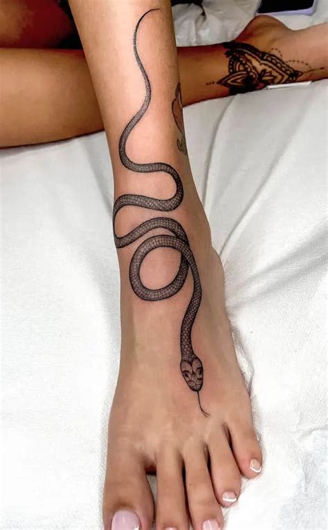 52 Gorgeous Snake Tattoos for Women with Meaning - Our Mindful Life