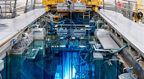 New Molten Salt Thorium Reactor Powers Up for First Time in Decades ...