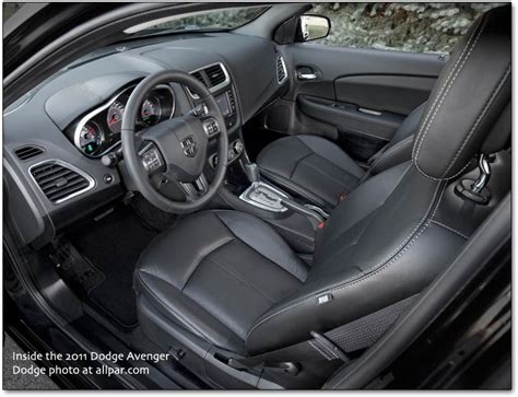 DODGE AVENGER - dodge-avenger_interior_6.jpg