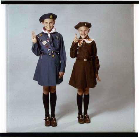 Brownie and Girl Guide Uniforms Canada circa 1975 | Girl Guides of ...