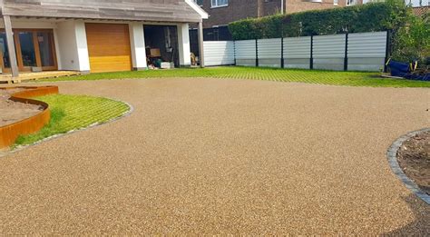 Domestic Driveways and Tarmac Resurfacing | J C Surfacing :: Tarmacadam ...