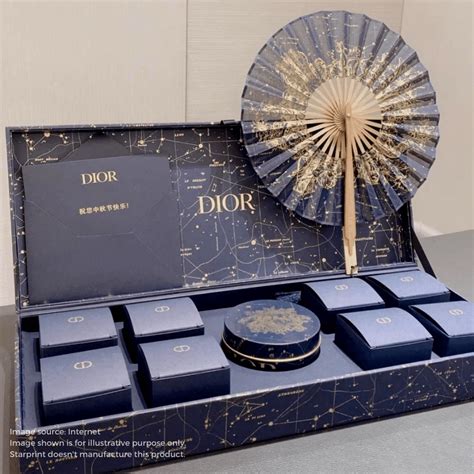 The Most Luxurious Mooncake Boxes in Mid-Autumn 2021