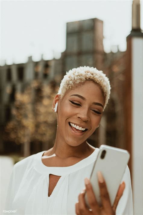 Happy black woman on her phone | premium image by rawpixel.com ...