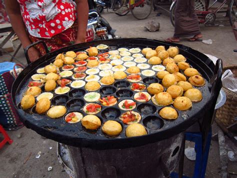 Eating in Myanmar - Traditional Burmese Cuisine