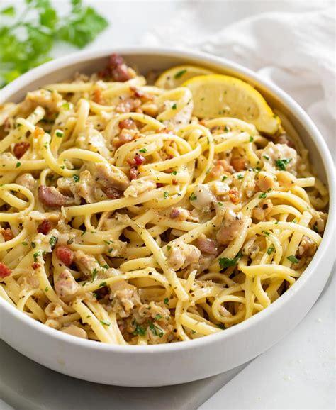 Linguine with Clams - The Cozy Cook