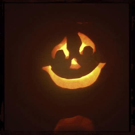 Smiley face pumpkin | Pumpkin carving, Carving, Pumpkin