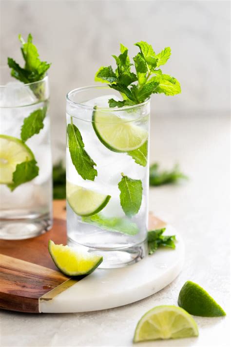 Classic Cuban Mojito - A Sassy Spoon