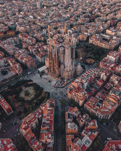 5 Stunning Drone Photos of Sagrada Família in Barcelona