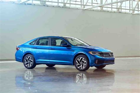 2023 Volkswagen Jetta: Choosing the Right Trim - Autotrader