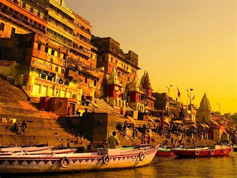 5 Most Divine & Famous Ghats In Banaras | Varanasi Ghats | Solitary ...