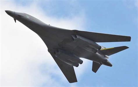 Rockwell B-1B Lancer supersonic variable-sweep wing bomber