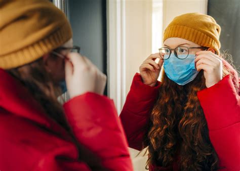 How Face Masks Became a Coping Tool for People With Body Dysmorphia