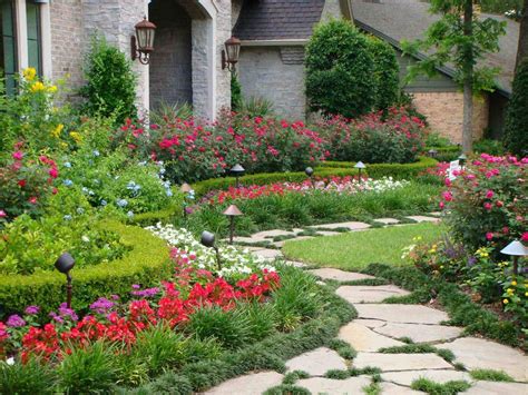 10+ Landscaping Ideas With Boxwoods – HOMYRACKS