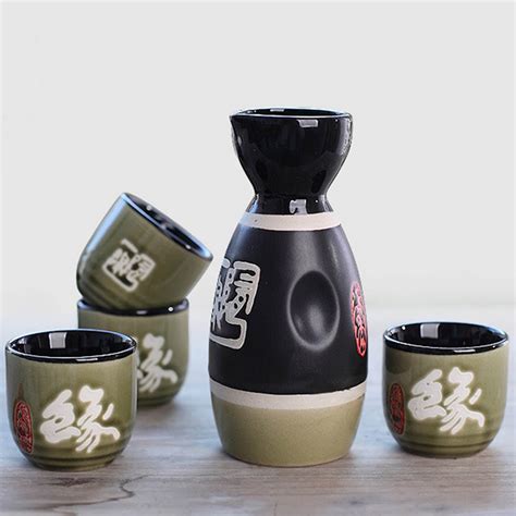 CoreLife Sake Set, Traditional 5-Piece Porcelain Ceramic Japanese Sake ...