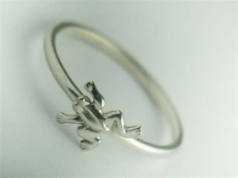 Frog Ring, Sterling Silver Frog Ring, Frog Jewelry, Dainty Frog Ring ...