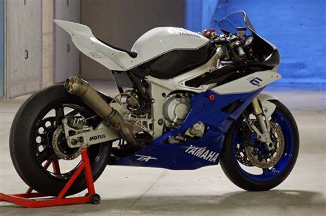 Custom Yamaha R6 by Paolo Tesio - Photo Gallery