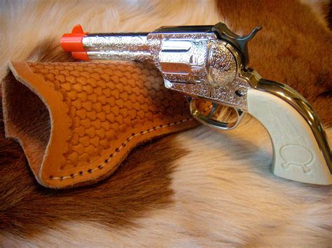 Kids Leather Holster with Toy Gun Tri-Basket Weave