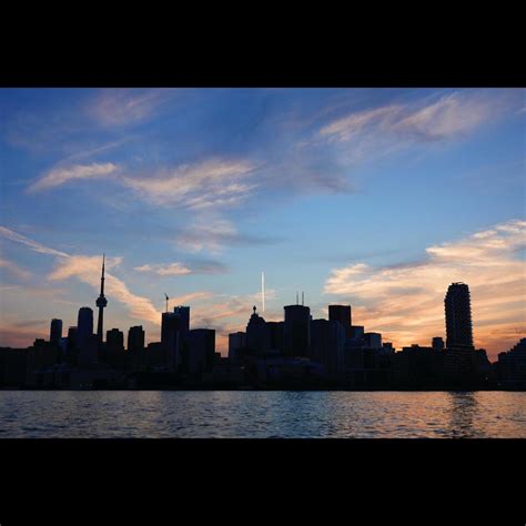 Toronto Skyline Sunset 16975662 Stock Photo at Vecteezy