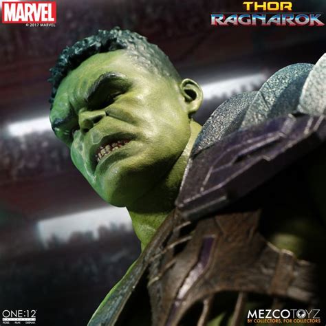 One:12 Collective Ragnarok Hulk | Mezco Toyz