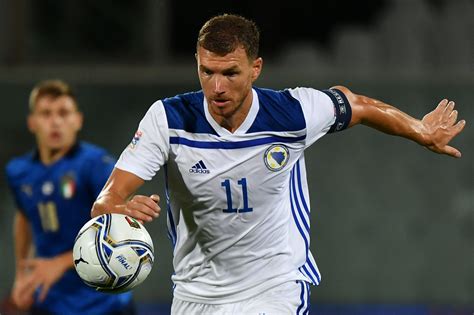 Inter Need Roma's Edin Dzeko More Than Alexis Sanchez, Italian Media ...