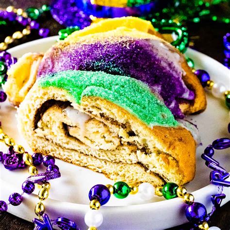 Easy King Cake Recipe - Soulfully Made