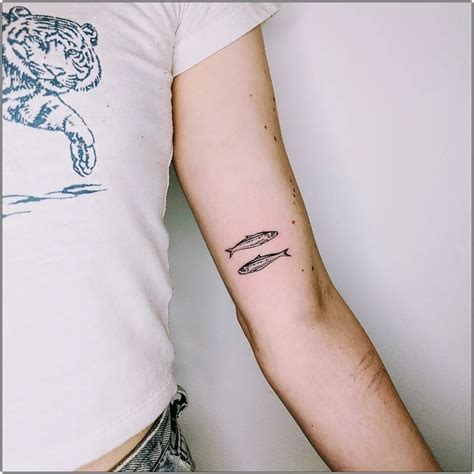 Black Ink Tattoos, Mini Tattoos, Cute Tattoos, New Tattoos, Cool Arm ...