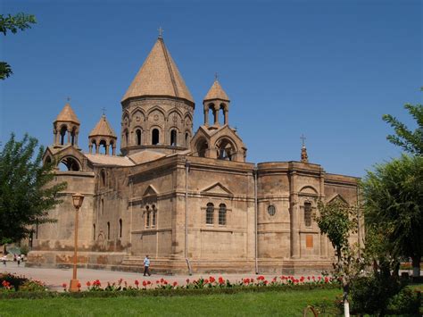 PicturesPool: Armenia Tourist Places | yerevan city pictures