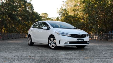 Kia Cerato 2017 review: S hatch | CarsGuide