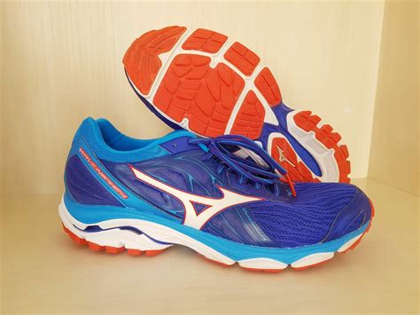 Mizuno Wave Inspire 14 Review | Running Shoes Guru