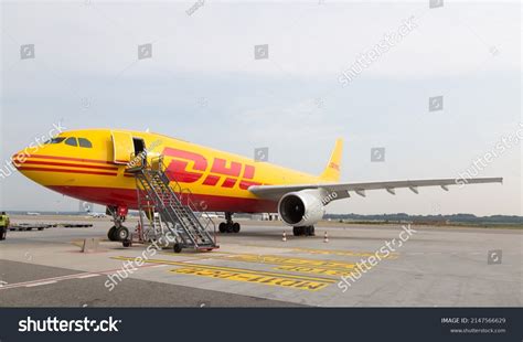 985 Dhl Airlines Images, Stock Photos & Vectors | Shutterstock