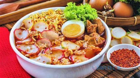 Resep Seblak Mie Kuah Pedas Khas Bandung Paling Enak