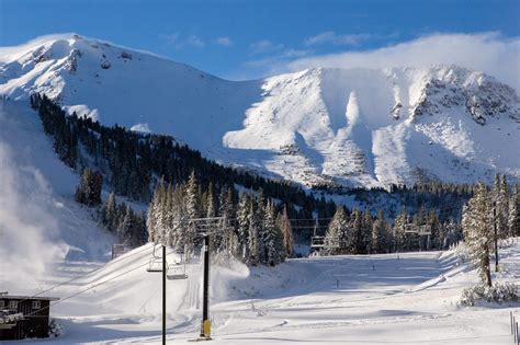 Mammoth Opens Early After Metre Of Snow Falls | InTheSnow