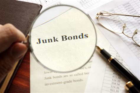 Junk Bonds vs. Stocks: Which is the Better Investment? - What Your Boss ...