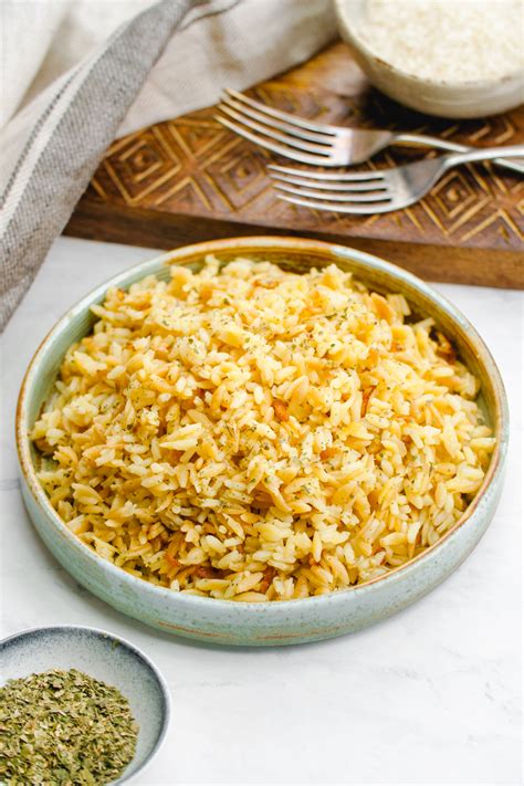 Easy Rice Pilaf - Easy Peasy Meals