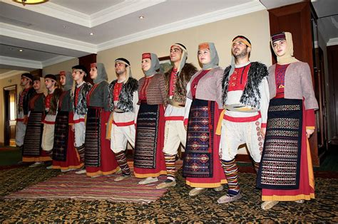 Kochari, traditional group dance - intangible heritage - Culture Sector ...