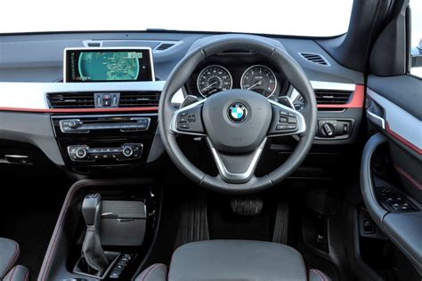 BMW X1 2015 - Review | Eurekar