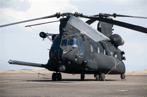 Boeing MH-47G Chinook Specs, Speed, Cockpit, and Price - Helicopter Specs