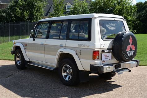 1989 Mitsubishi Pajero Diesel Turbo | Bubble Pop Autos