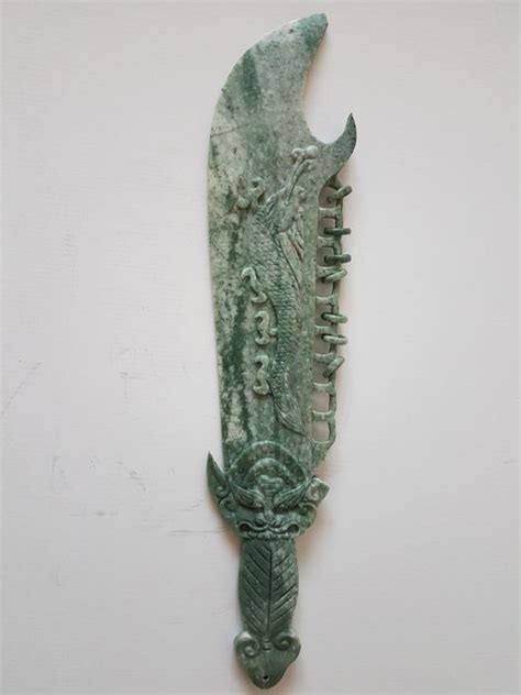 Jade sword - 47,5 x 9,5 x 1,5 cm - 500 gm - Catawiki