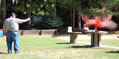 ER doctors learn the nature of guns at police weapons demonstration ...