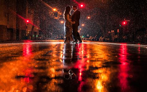 20 Love Couple S Romance In The Rain Wallpapers