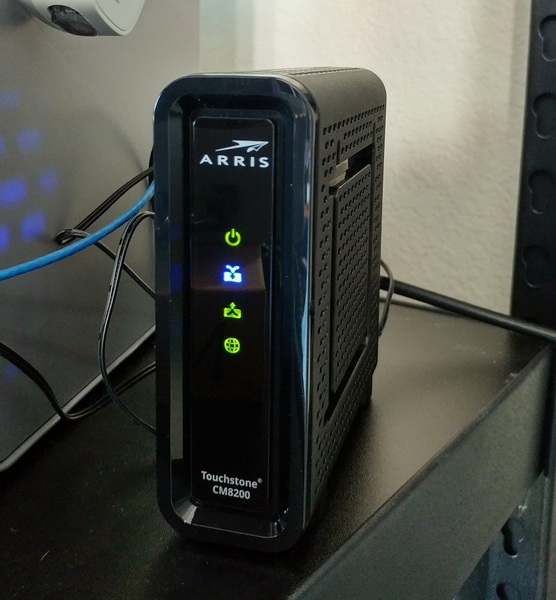 ARRIS CM8200 cable modem