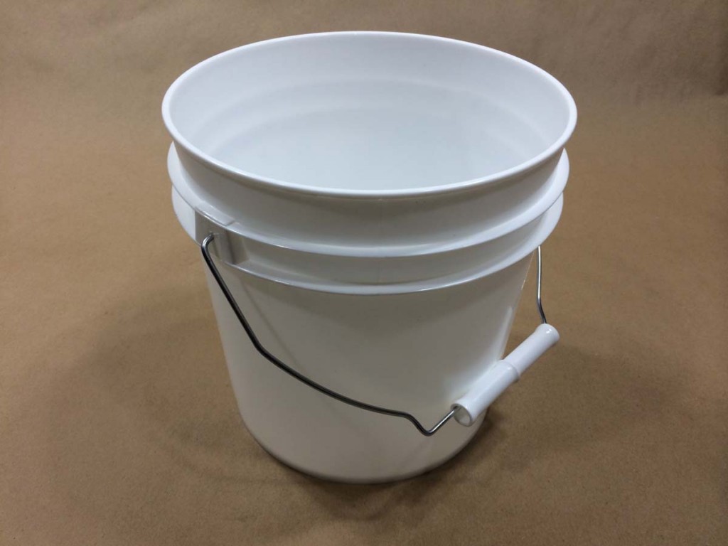  1 Gallon   Open Head White  Light Duty  Plastic   Pail