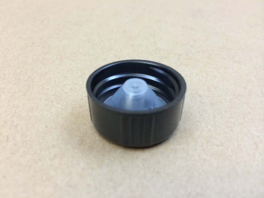     22 400 Black  Ribbed Sides/Smooth Top
  Plastic   Cap