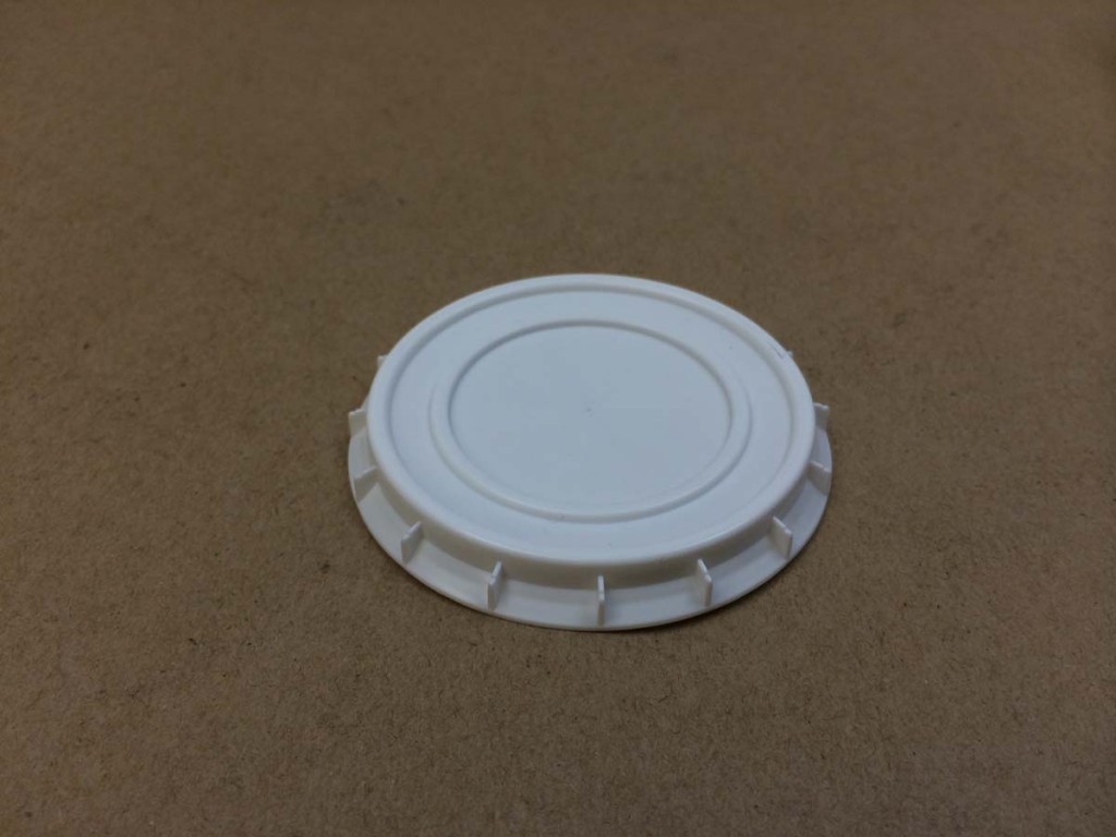  4 oz. Lid    White    Plastic Lid   